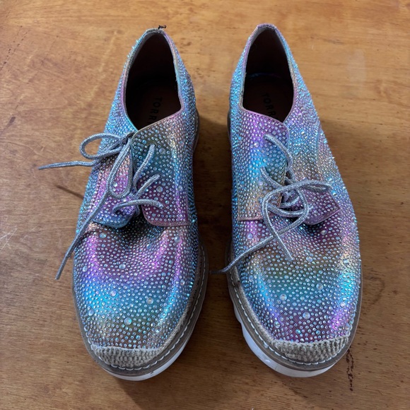 Torrid 9.5WW pride embellished silver sparkly wedge lace up party statement shoe - Picture 11 of 11